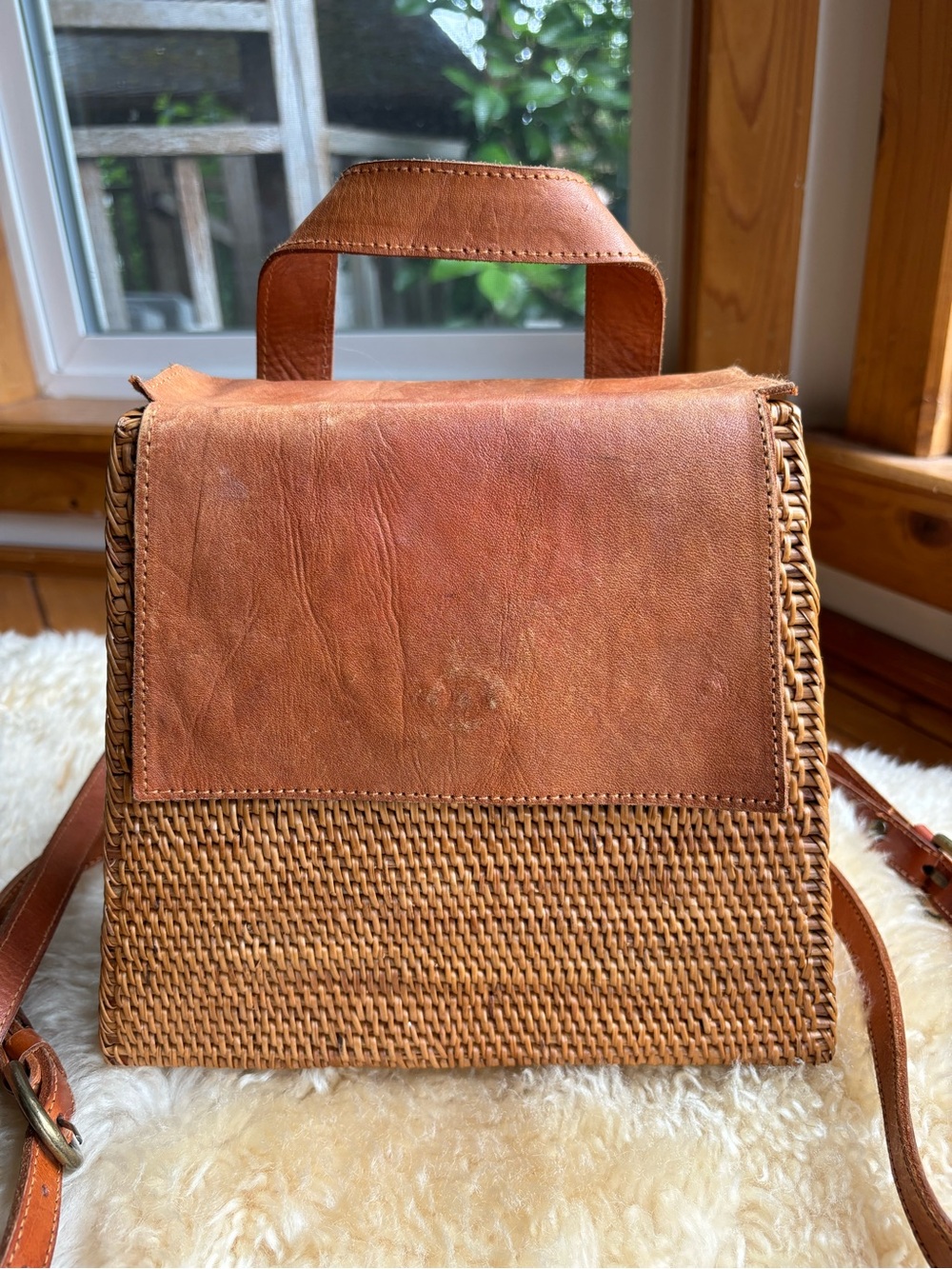 Vintage Woven Basket Purse - Picture 2 of 12